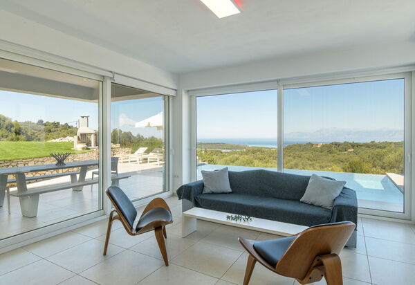 Villa Nafsika: Vardagsrum