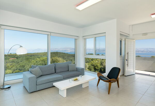 Villa Nafsika: Vardagsrum