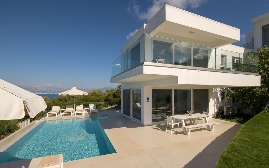 Villa Nafsika: Exteriör, slå samman, Utomhus, Visningar