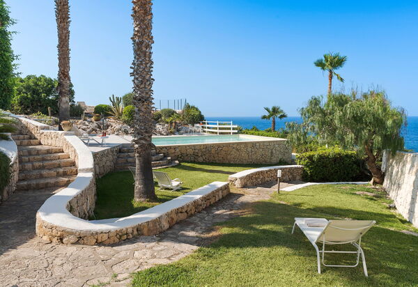 Villa Del Mito: Ansichten, Außen, Draussen, Garten, Schwimmbad