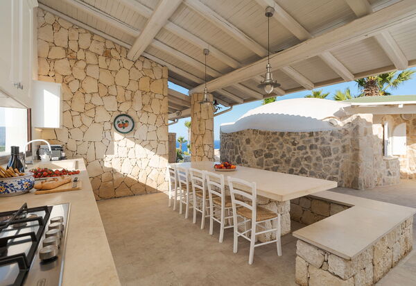 Villa Del Mito: Außen, Balkon / Terrasse / Patio, Draussen, Küche