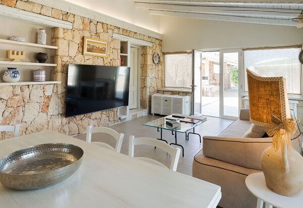 Villa Del Mito: Esszimmer, Wohnzimmer