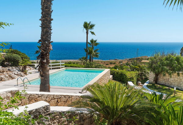 Villa Del Mito: Ansichten, Außen, Draussen, Garten, Schwimmbad