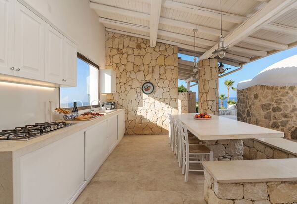 Villa Del Mito: Außen, Balkon / Terrasse / Patio, Draussen, Küche