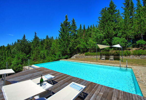 Casa Fioraie: Schwimmbad