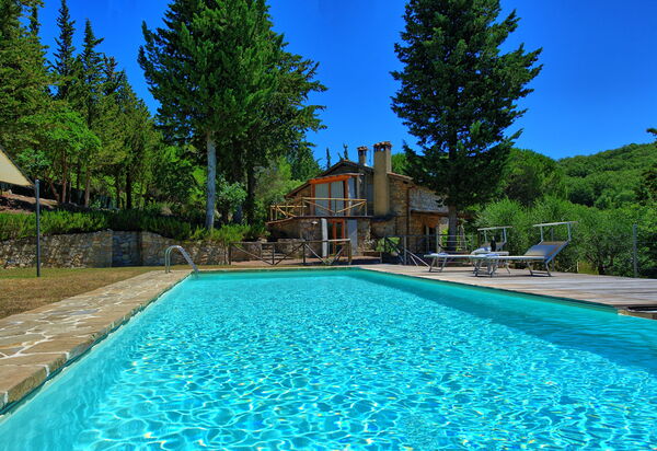 Casa Fioraie: Schwimmbad