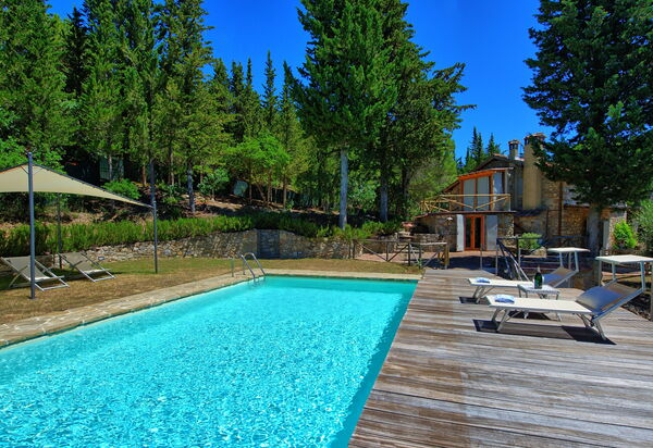 Casa Fioraie: Garten, Schwimmbad