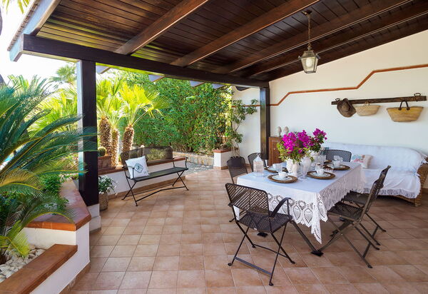 Villa Cala Mancina: Draussen