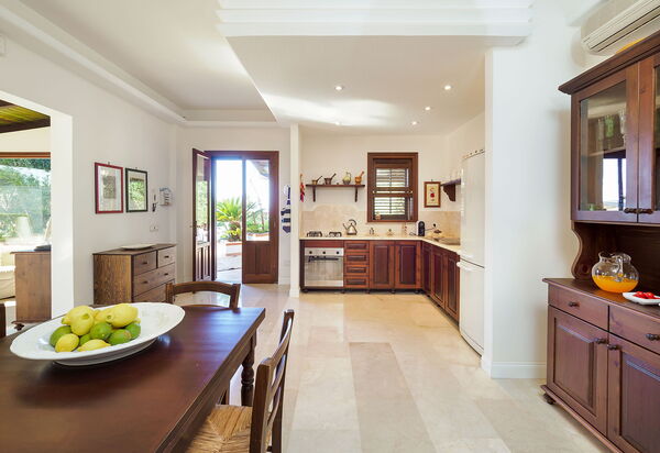 Villa Cala Mancina: Esszimmer