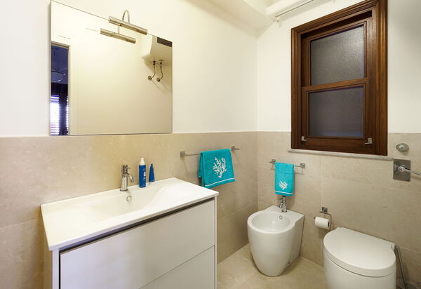 Villa Cala Mancina: Bad