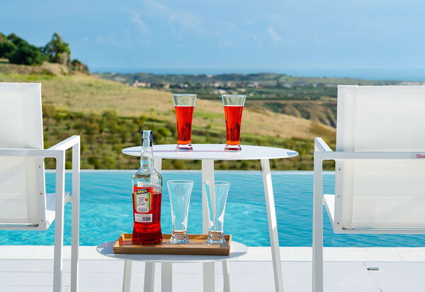 Villa Camemi: бассейн, Лето, Открытый