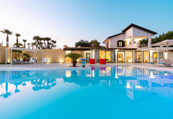 Villa Camemi: бассейн, Лето, Открытый