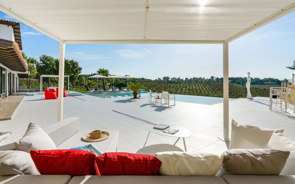 Villa Camemi: Balcon / Terrasse / Patio, bassin, Été, Extérieur