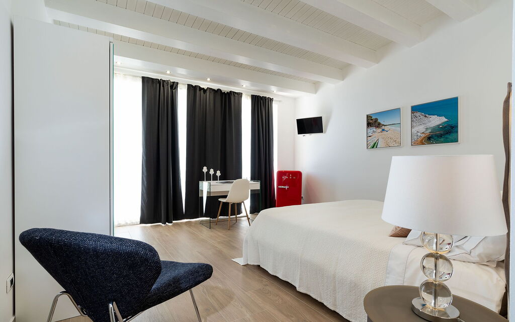 Villa Camemi: chambre à coucher