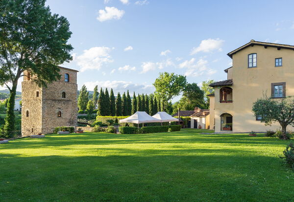 Santa Flora: Außen, Draussen, Garten