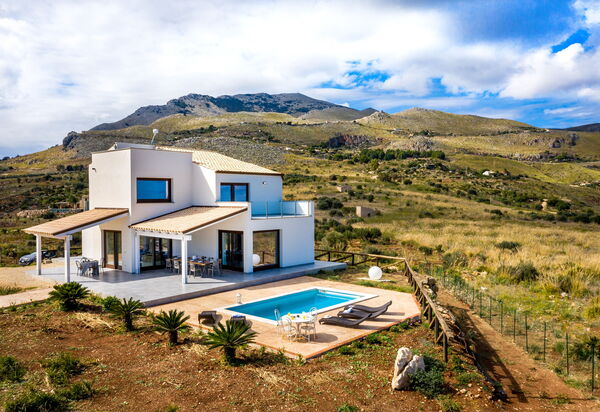 Villa Livreri: Scenic View