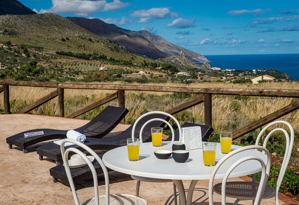 Villa Livreri: Outdoor