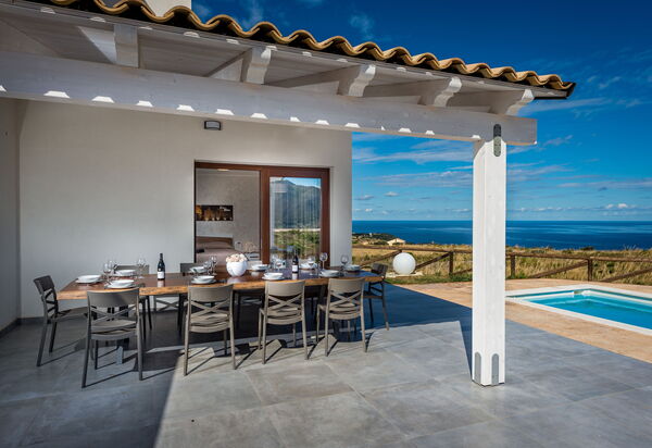 Villa Livreri: Balcony / Terrace / Patio, Outdoor