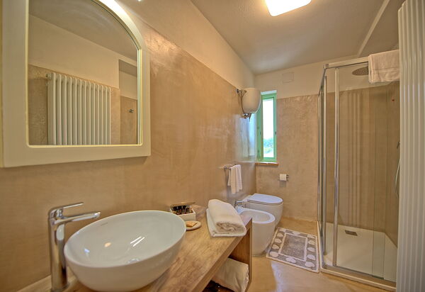 Villa Apollinare: Bathroom
