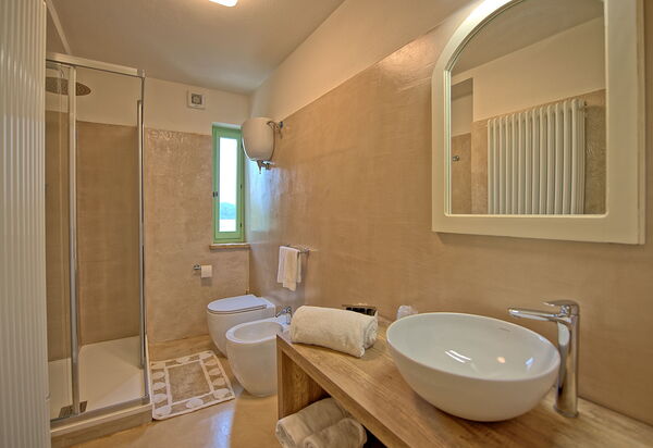 Villa Apollinare: Bathroom