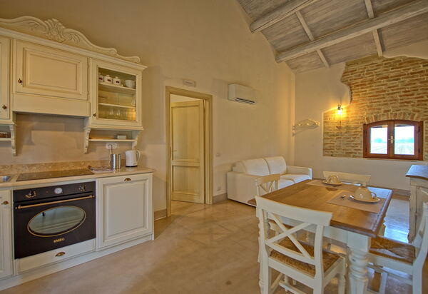 Villa Apollinare: Dining Room, Kitchen, Living Room