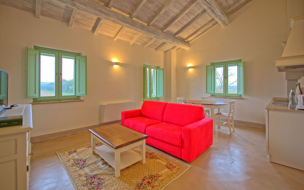 Villa Apollinare: Keuken, Lunchroom, Woonkamer