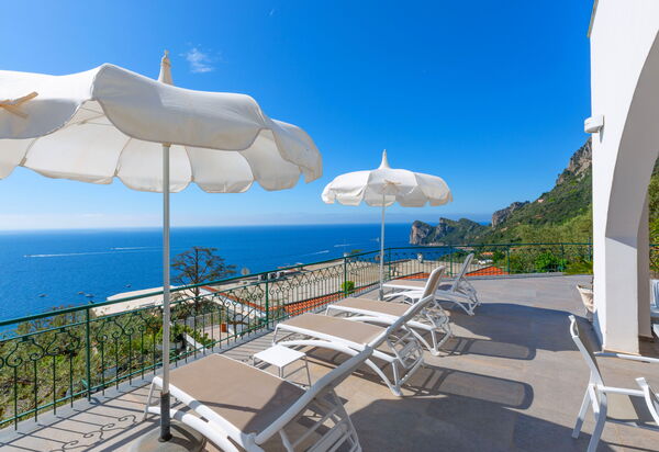 Villa Marianna: Балкон / Терраса / Патио, Взгляды, Открытый, Экстерьеры