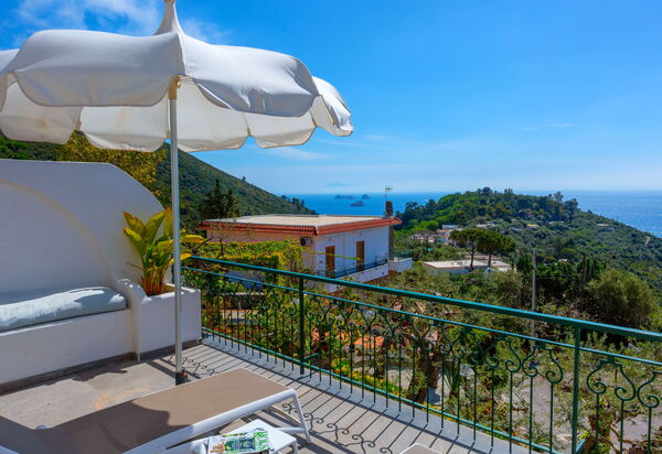 Villa Marianna: Балкон / Терраса / Патио, Взгляды, Открытый, Экстерьеры