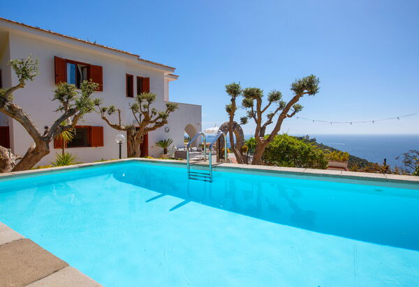 Villa Marianna: бассейн, Взгляды, Открытый, Экстерьеры