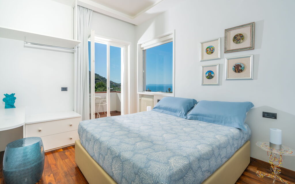 Villa Antonietta: Bedroom, Scenic View
