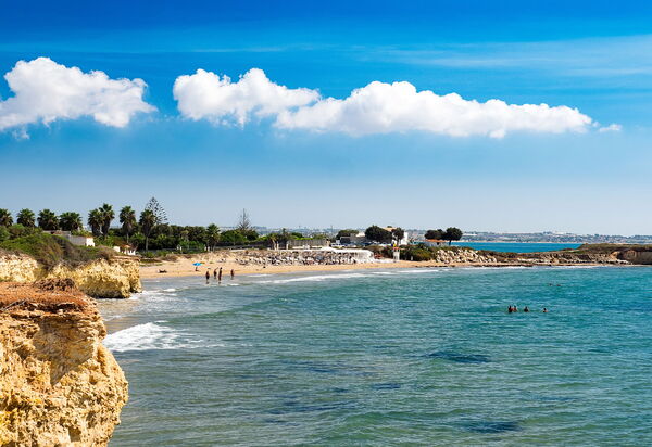 Baia Del Mare: Взгляды