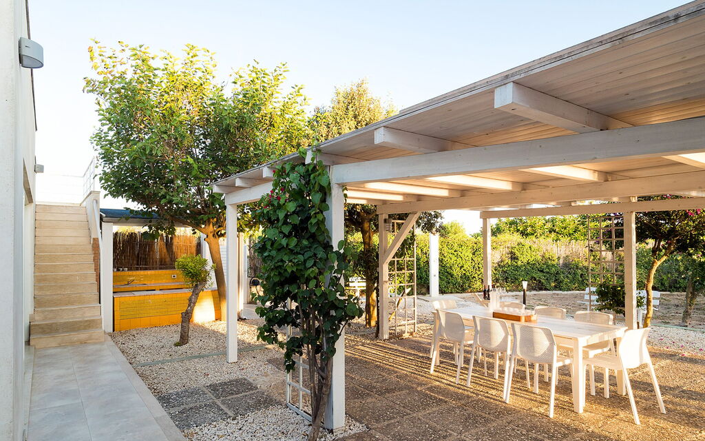 Baia Del Mare: Balcony / Terrace / Patio, Garden, Outdoor