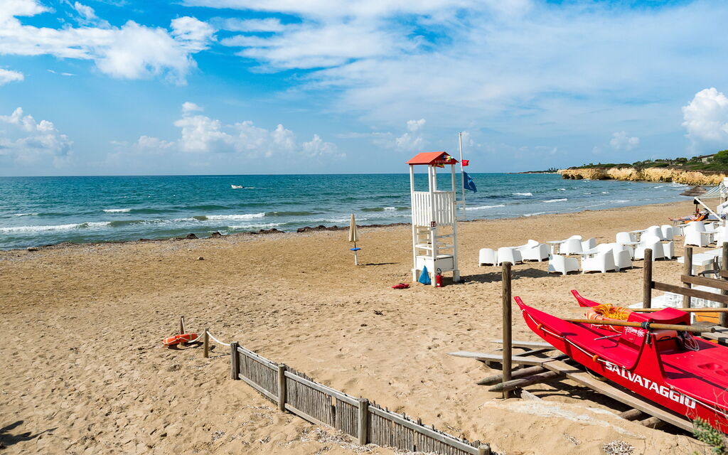 Baia Del Mare: Amenities, Scenic View