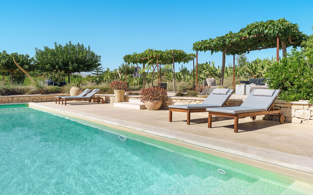 Villa Degli Aranci: all'aperto, Esterni, Piscina