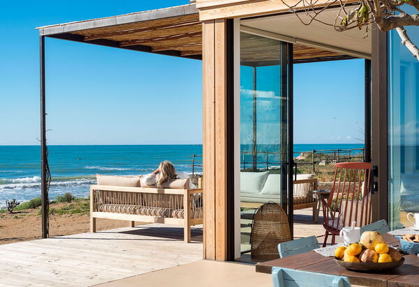 Circe: Балкон / Терраса / Патио, Лето