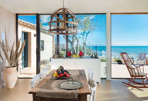 Circe: Столовая