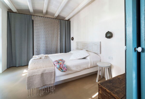 Circe: Спальня