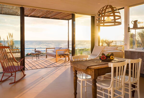 Circe: Гостиная, Кухня, Столовая