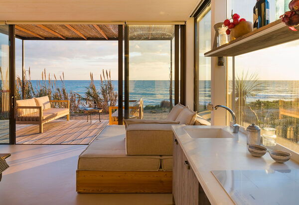 Circe: Гостиная, Кухня, Столовая