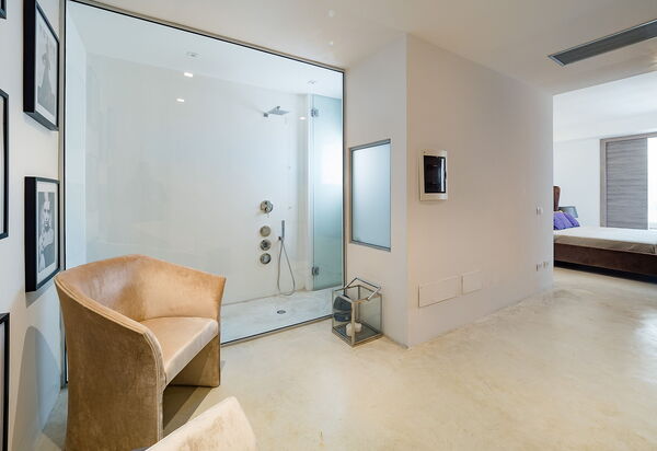 Villa Contra: Bathroom, Bedroom