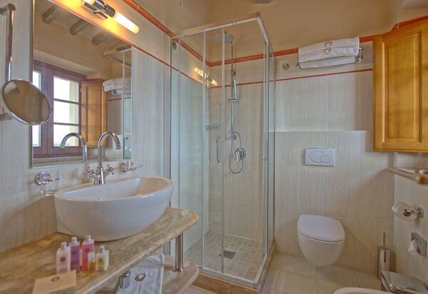 Villa Le Buche: Bathroom