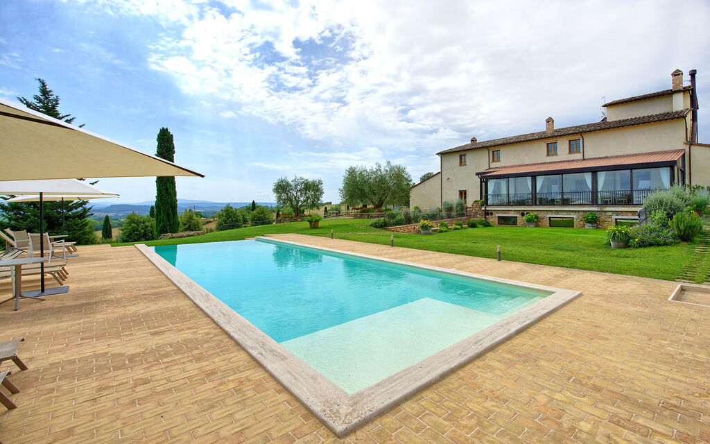 Villa Le Buche: Building Exterior, Garden, Outdoor, Pool