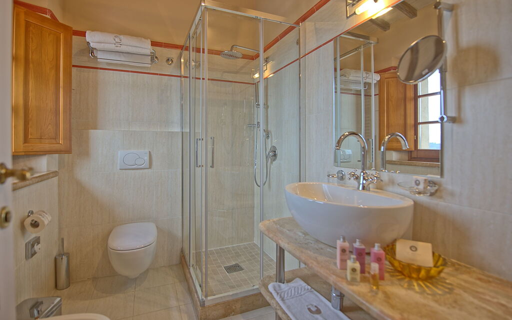 Villa Le Buche: Bathroom