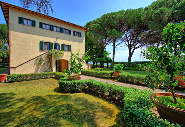 Villa Sorbaiano: Garden