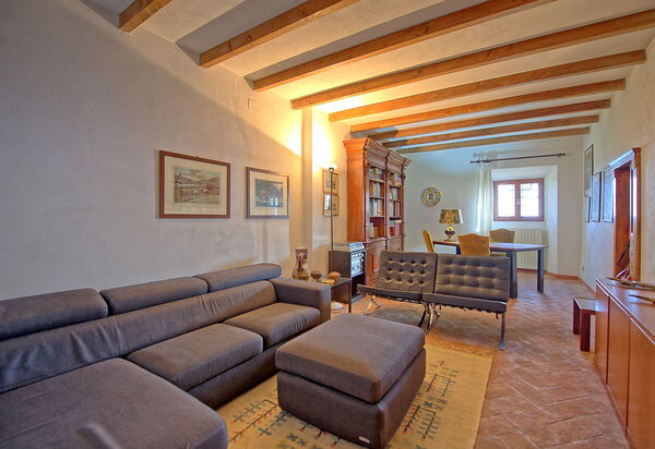 Villa Sorbaiano: Living Room