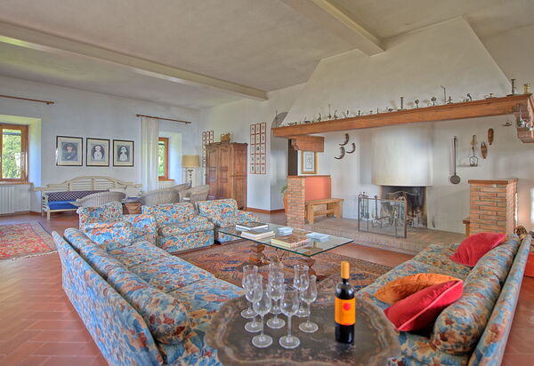 Villa Sorbaiano: Living Room