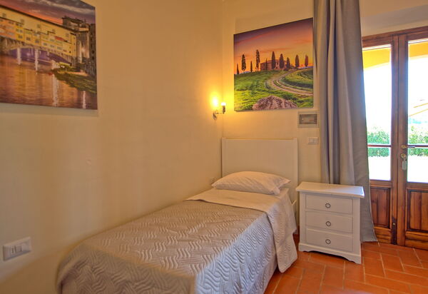 Nicola: Schlafzimmer