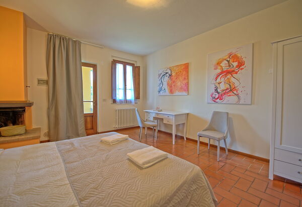 Nicola: Schlafzimmer