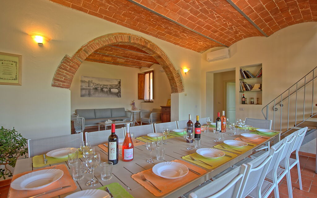 Nicola: Sala da pranzo