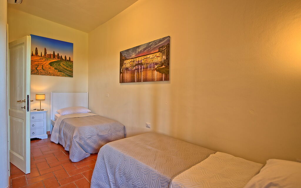 Nicola: Camera da letto